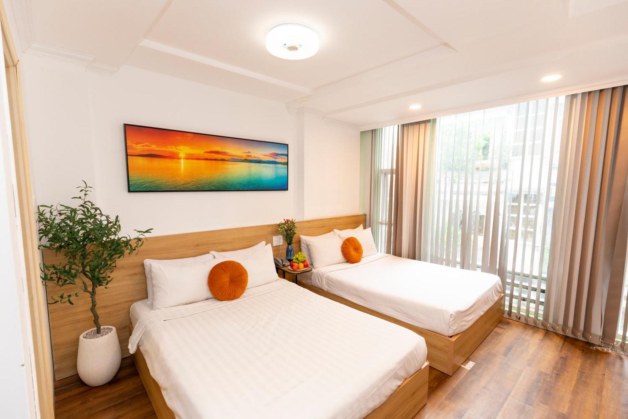 Quy Hung Hotel Central Хошимин Экстерьер фото