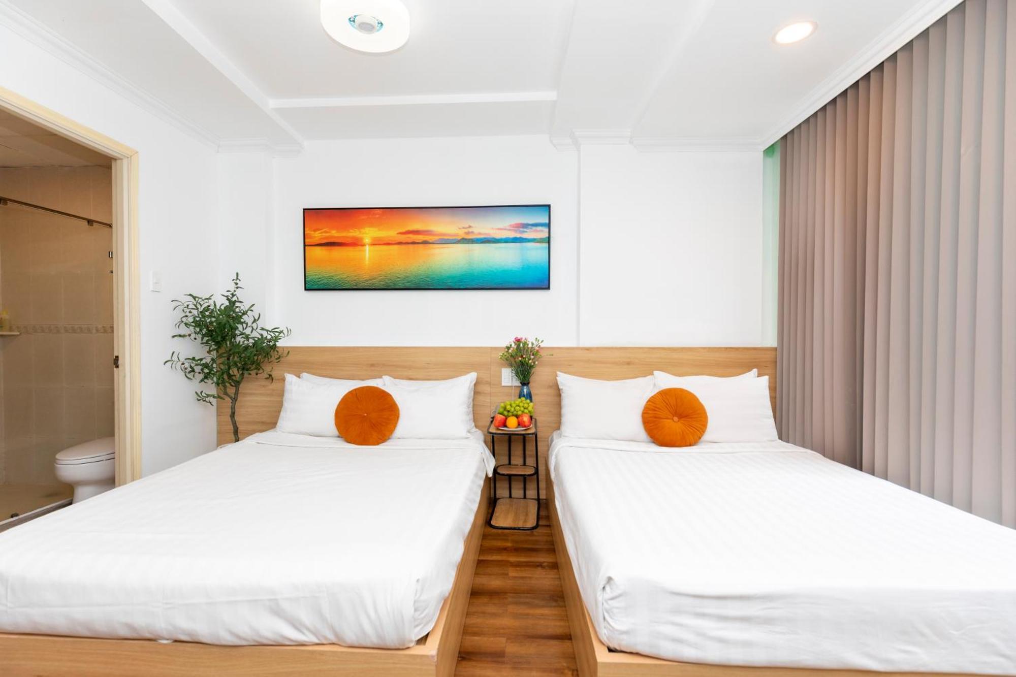 Quy Hung Hotel Central Хошимин Экстерьер фото