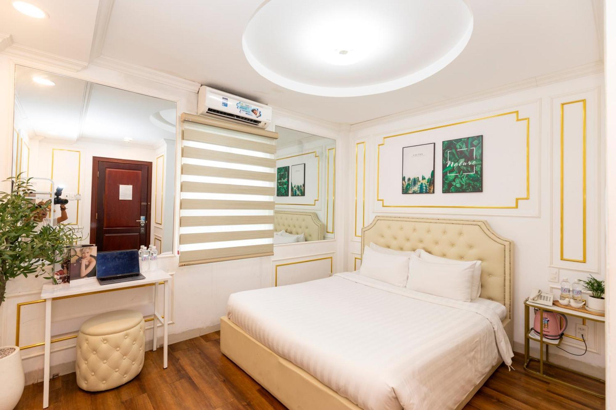 Quy Hung Hotel Central Хошимин Экстерьер фото