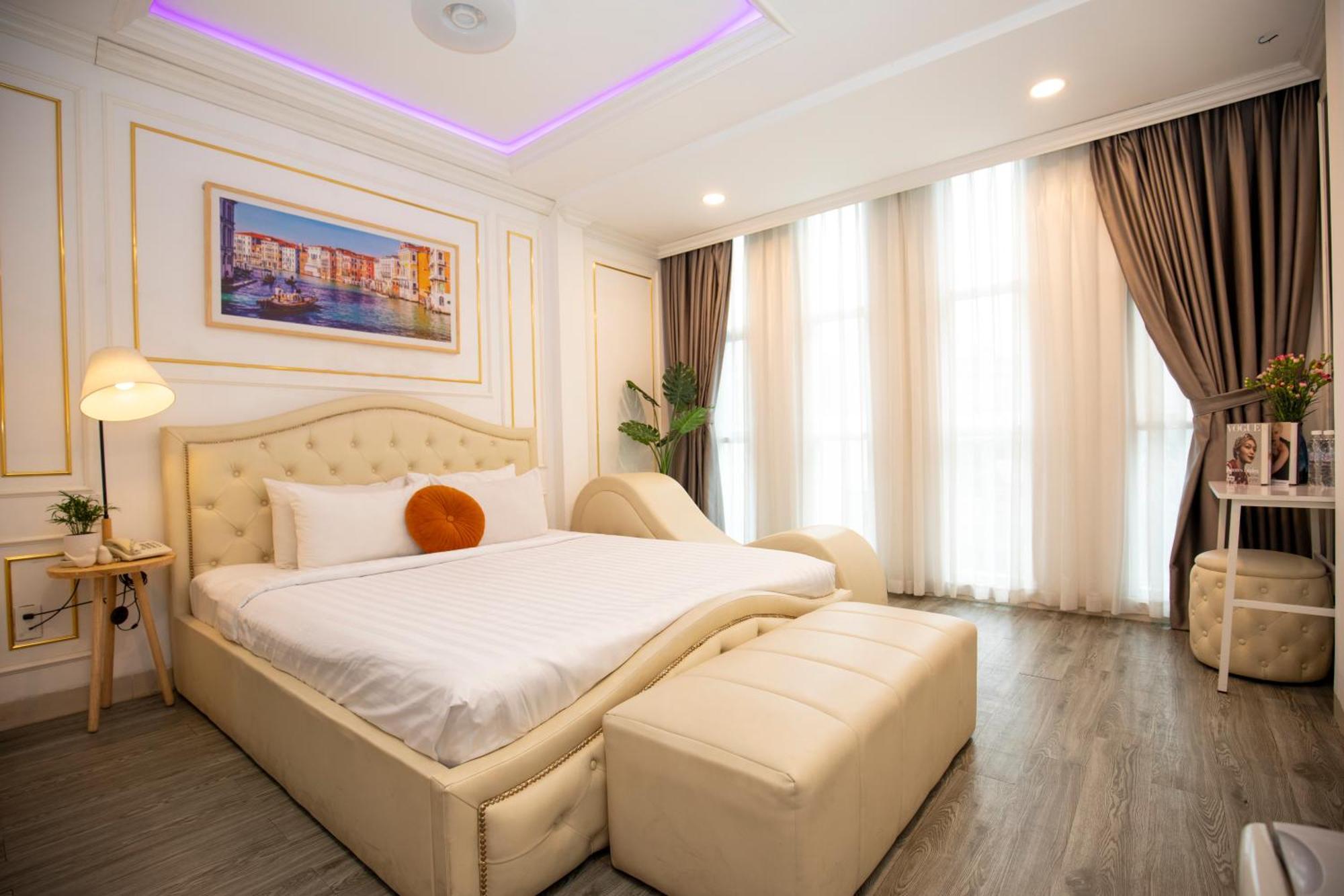 Quy Hung Hotel Central Хошимин Экстерьер фото